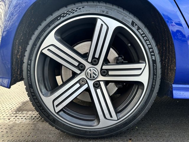 2017 VOLKSWAGEN GOLF 2.0 TSI BlueMotion Tech R Hatchback 5dr Petrol DSG 4Motion Euro 6 (s/s) (310 ps) - Photo 10
