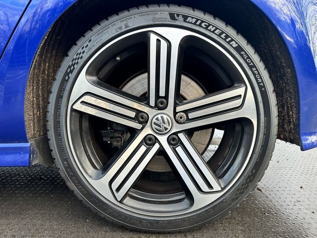 2017 VOLKSWAGEN GOLF 2.0 TSI BlueMotion Tech R Hatchback 5dr Petrol DSG 4Motion Euro 6 (s/s) (310 ps) - Photo 12