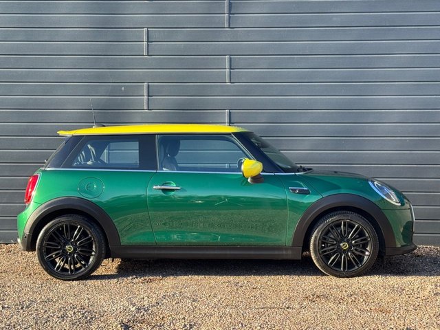 2022 MINI Electric Hatch - Photo 8