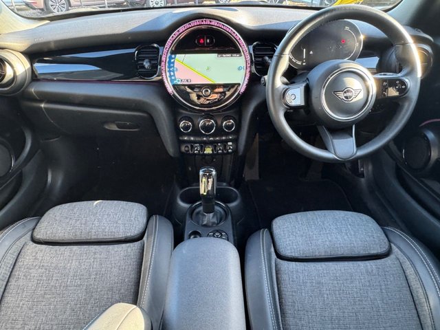 2022 MINI Electric Hatch - Photo 4