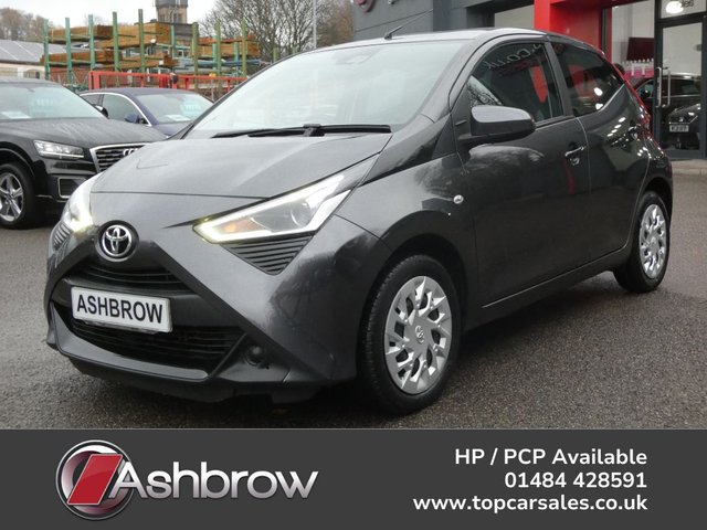 2021 71 Toyota Aygo 1.0 VVT-i x-play 5d 70 S/S