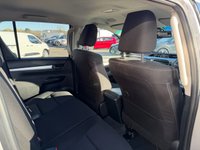 USED 2023 23 TOYOTA HI-LUX 2.4 D-4D Invincible Pickup Double Cab 4dr Diesel Auto 4WD Euro 6 (s/s) (150 ps) TOWBAR + HEATED SEATS