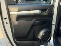 USED 2023 23 TOYOTA HI-LUX 2.4 D-4D Invincible Pickup Double Cab 4dr Diesel Auto 4WD Euro 6 (s/s) (150 ps) TOWBAR + HEATED SEATS