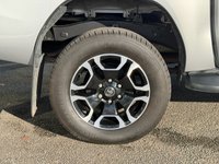 USED 2023 23 TOYOTA HI-LUX 2.4 D-4D Invincible Pickup Double Cab 4dr Diesel Auto 4WD Euro 6 (s/s) (150 ps) TOWBAR + HEATED SEATS