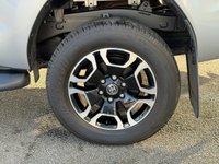 USED 2023 23 TOYOTA HI-LUX 2.4 D-4D Invincible Pickup Double Cab 4dr Diesel Auto 4WD Euro 6 (s/s) (150 ps) TOWBAR + HEATED SEATS