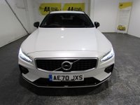USED 2020 70 VOLVO V60 2.0 T4 R-Design Plus Estate 5dr Petrol Auto Euro 6 (s/s) (190 ps) Sat Nav-1/2 Leather-AppleCar Play / Android Auto-Rear camera-Heated seats & Steering wheel-Paddle shift-18