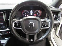 USED 2020 70 VOLVO V60 2.0 T4 R-Design Plus Estate 5dr Petrol Auto Euro 6 (s/s) (190 ps) Sat Nav-1/2 Leather-AppleCar Play / Android Auto-Rear camera-Heated seats & Steering wheel-Paddle shift-18