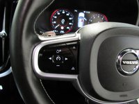 USED 2020 70 VOLVO V60 2.0 T4 R-Design Plus Estate 5dr Petrol Auto Euro 6 (s/s) (190 ps) Sat Nav-1/2 Leather-AppleCar Play / Android Auto-Rear camera-Heated seats & Steering wheel-Paddle shift-18