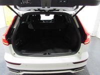 USED 2020 70 VOLVO V60 2.0 T4 R-Design Plus Estate 5dr Petrol Auto Euro 6 (s/s) (190 ps) Sat Nav-1/2 Leather-AppleCar Play / Android Auto-Rear camera-Heated seats & Steering wheel-Paddle shift-18