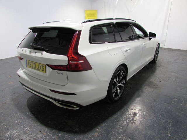 2020 VOLVO V60 - Photo 6