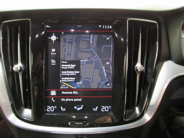 2020 VOLVO V60 - Photo 9