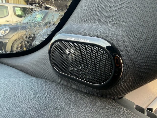 2023 MINI Electric Hatch - Photo 8