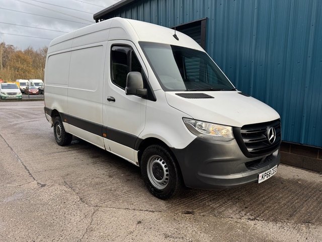 View our MERCEDES-BENZ SPRINTER