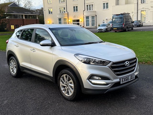 View our HYUNDAI TUCSON
