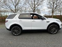 USED 2019 19 LAND ROVER DISCOVERY SPORT 2.0 TD4 Landmark SUV 5dr Diesel Auto 4WD Euro 6 (s/s) (180 ps) A STUNNING ADDITION TO OUR HUGE SELECTION OF DISCOVERY SPORTS+FINISHED IN MASSIVELY POPULAR WHITE PAINT+4 WHEEL DRIVE+7 SEATER+JUST 1 PREVIOUS OWNER+SERVICE HISTORY+DIESEL+AUTOMATIC+PRIVACY GLASS+FULL LEATHER INTERIOR+FULL PANORAMIC GLASS ROOF+SATELLITE NAVIGATION+PARK ASSIST+CLIMATE CONTROL+19 INCH ALLOY WHEELS+1 FULL YEARS MOT PRIOR TO COLLECTION+CALL NOW TO SPEAK WITH ONE OF OUR EXPERIENCED SALES ADVISORS AND ARRANGE A VIEWING+DONT MISS OUT ON THIS EXCEPTIONAL VEHICLE!!!!!!!!!!!!!!!!!!!!!!!!!