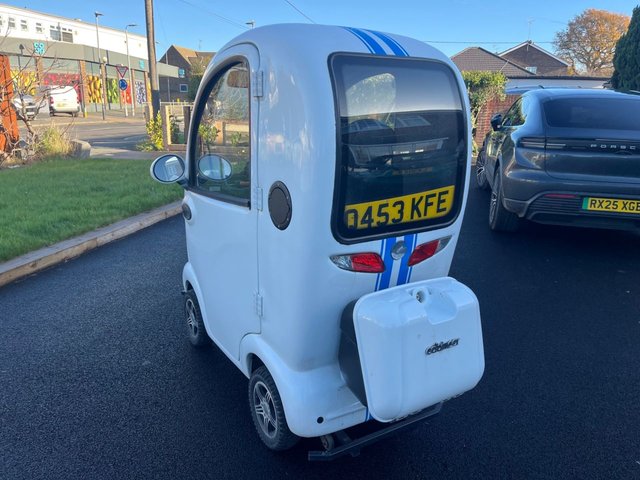 View our SCOOTERPAC CABIN CAR