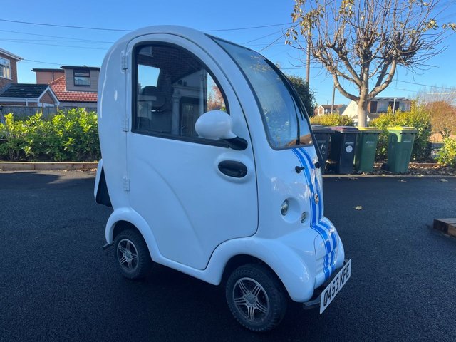 View our Scooterpac Cabin Car SCOOTER PACK CABIN CAR ELECTRIC MOBILITY SCOOTER PRICED TO SELL WE WILL GIVE &pound;500 TO PARKINSONS CHARITY OUT OF THE SALE OF THIS SCOOTER 