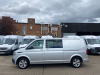 USED 2020 70 VOLKSWAGEN TRANSPORTER 2.0 TDI T32 LWB HIGHLINE 150BHP KOMBI DOUBLE CAB DSG AUTO FWD. AC. SENSORS. FINANCE. PX. 1 OWNER. KOMBI VAN. 5 SEATER. AC. FINANCE. PX.