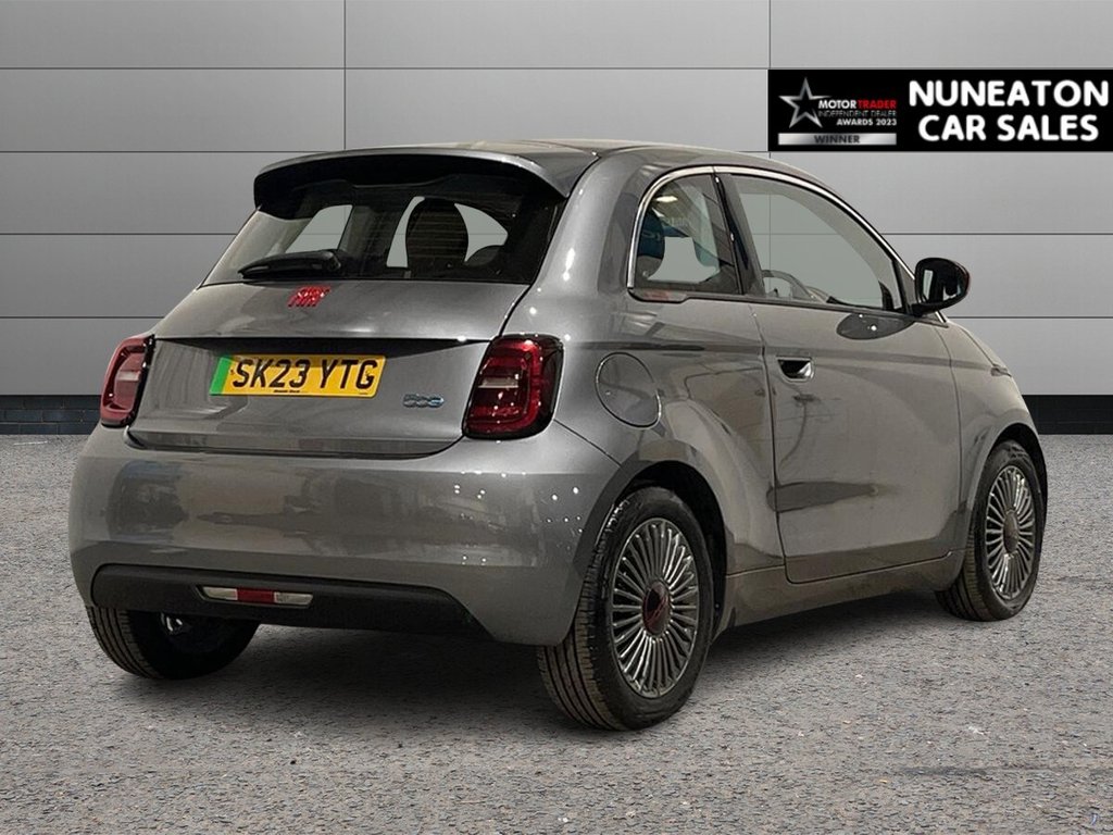 USED 2023 K FIAT 500E 42kWh RED Hatchback 3dr Electric Auto (118 ps) BLUETOOTH