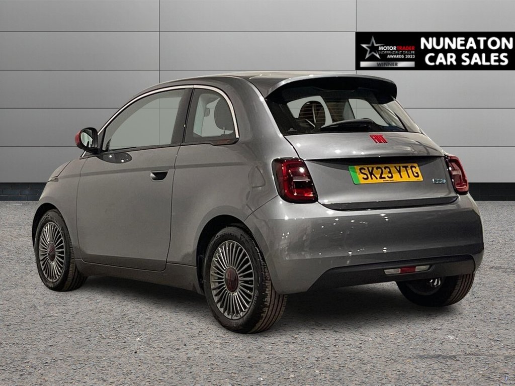 USED 2023 K FIAT 500E 42kWh RED Hatchback 3dr Electric Auto (118 ps) BLUETOOTH