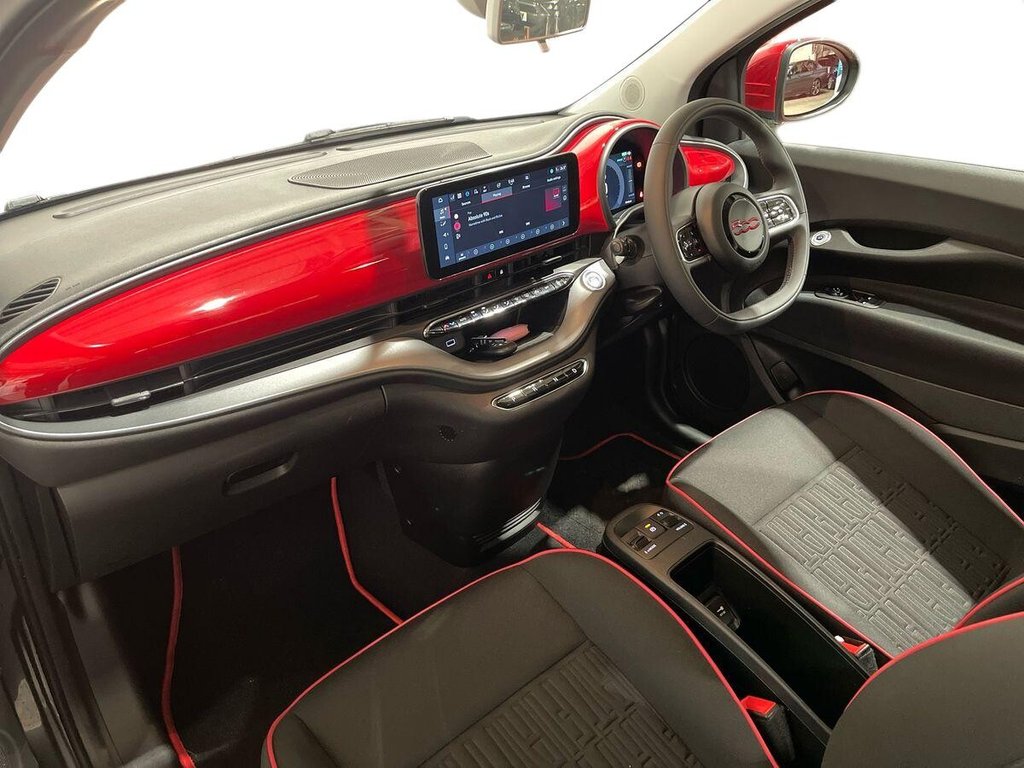 USED 2023 K FIAT 500E 42kWh RED Hatchback 3dr Electric Auto (118 ps) BLUETOOTH