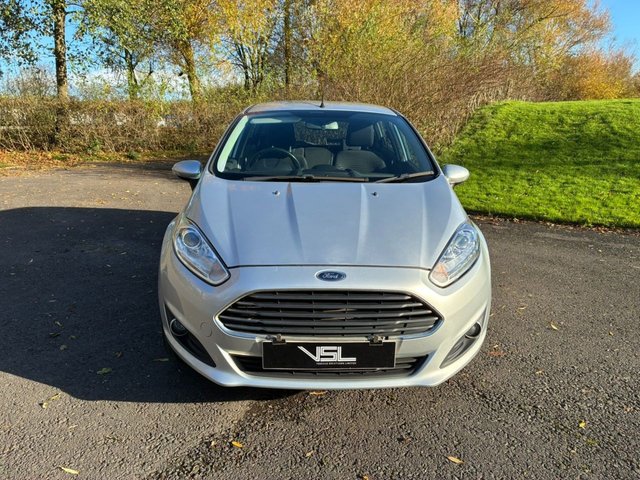 2015 FORD FIESTA 1.25 Zetec Hatchback 5dr Petrol Manual Euro 6 (82 ps) - Photo 5