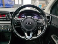 USED 2016 16 KIA SPORTAGE 1.7 CRDi 1 SUV 5dr Diesel Manual Euro 6 (s/s) (114 bhp) Parking Sensors - Bluetooth - DAB Radio