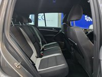USED 2015 15 VOLKSWAGEN TIGUAN 2.0 TDI BlueMotion Tech R-Line SUV 5dr Diesel Manual 4WD Euro 5 (s/s) (Nav) (140 ps) Front And Rear Parking Sensors, Satellite Navigation, DAB Radio