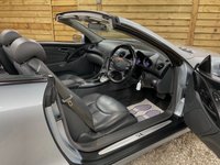 USED 2004 54 MERCEDES-BENZ SL 3.7 SL350 Convertible 2dr Petrol Automatic (281 g/km, 245 bhp) UNIQUE OPPORTUNITY 28K MILES ONLY TWO OWNERS