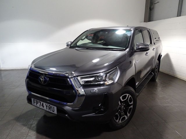 2024 Toyota HI-Lux 2.4L Invincible 4dr