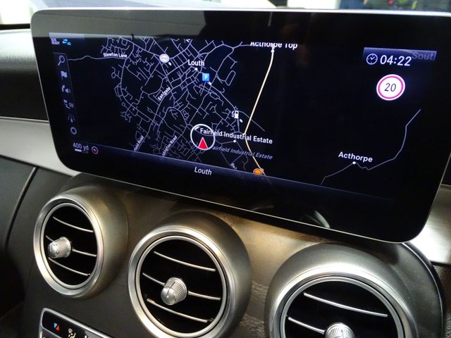 2020 Mercedes-Benz C-Class 2L Amg Line 2dr - Photo 3