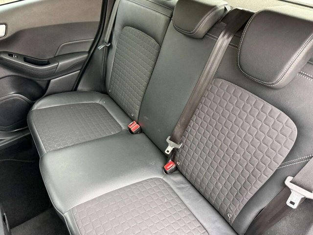 2018 Ford Fiesta - Photo 9