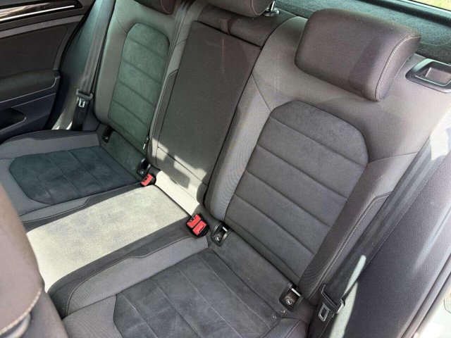 2017 Volkswagen Golf - Photo 9