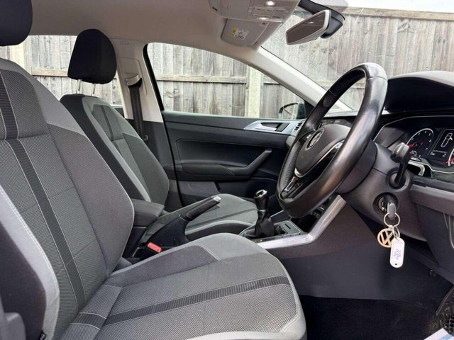 2018 Volkswagen Polo - Photo 5