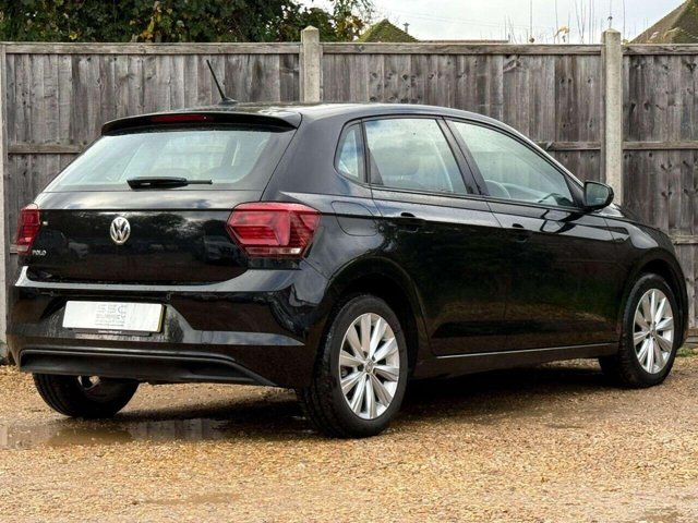 2018 Volkswagen Polo - Photo 3