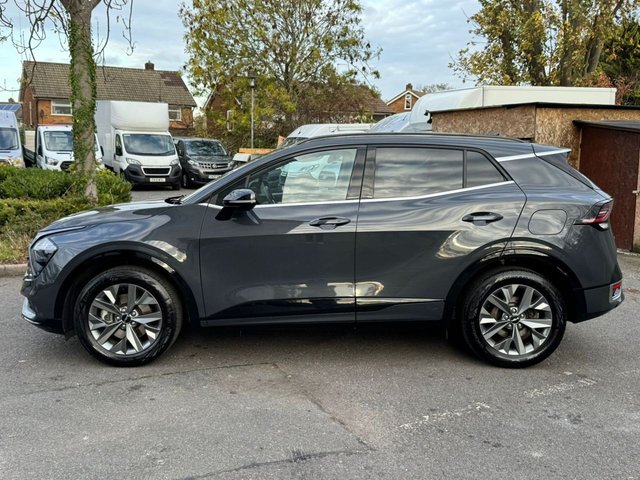 2024 KIA SPORTAGE 1.6 h T-GDi GT-Line SUV 5dr Petrol Hybrid Auto Euro 6 (s/s) (207 bhp) - Photo 5