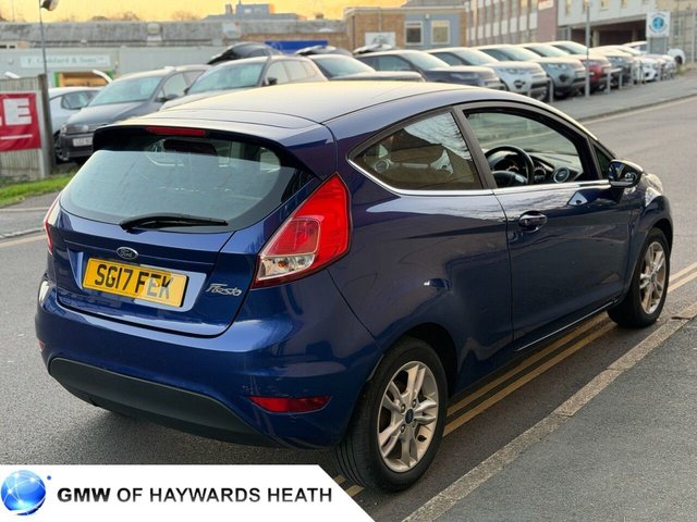 2017 FORD FIESTA - Photo 5