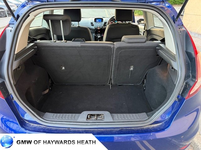 2017 FORD FIESTA - Photo 9