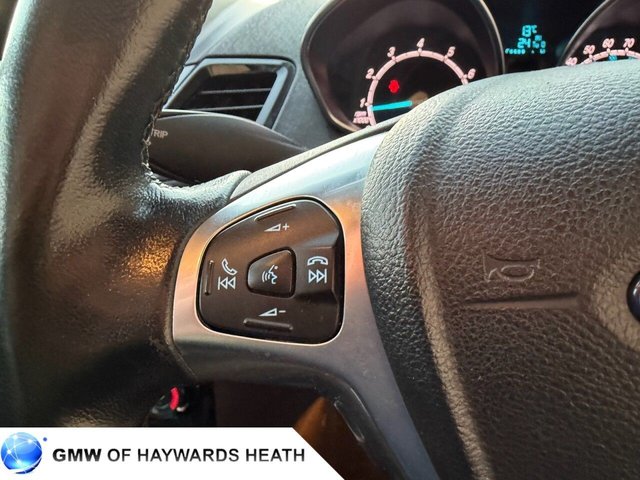 2017 FORD FIESTA - Photo 12