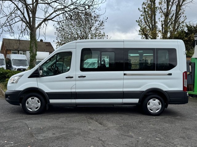 2017 FORD TRANSIT 2.2 TDCi 410 HDT Minibus 5dr Diesel Manual L3 H2 (15 seats) (196 g/km, 123 bhp) - Photo 6