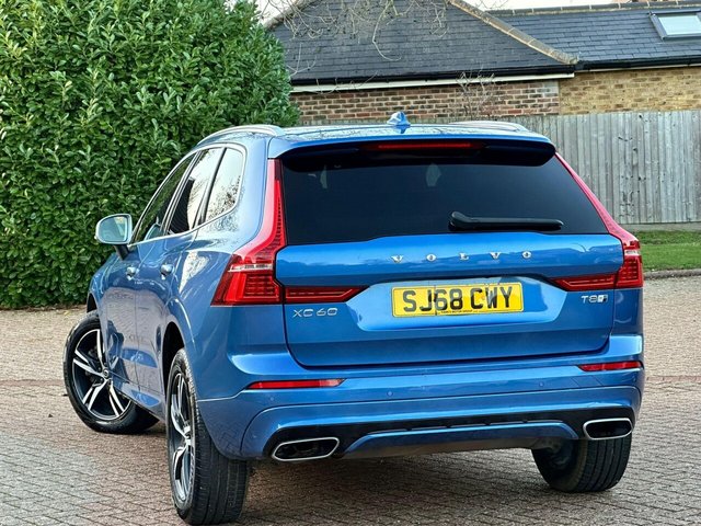 2018 VOLVO XC60 - Photo 4