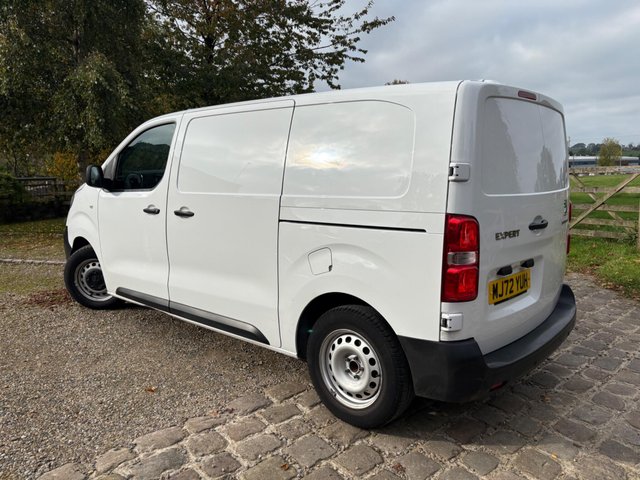 View our PEUGEOT EXPERT