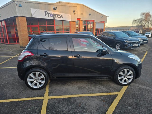 2013 SUZUKI SWIFT - Photo 11