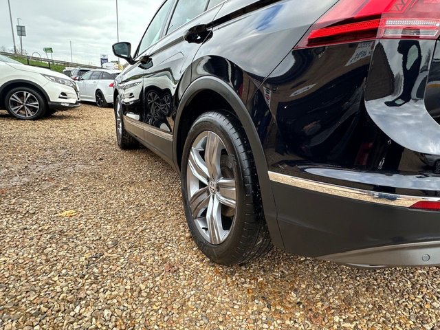 2019 Volkswagen Tiguan 2L Sel 5dr - Photo 12