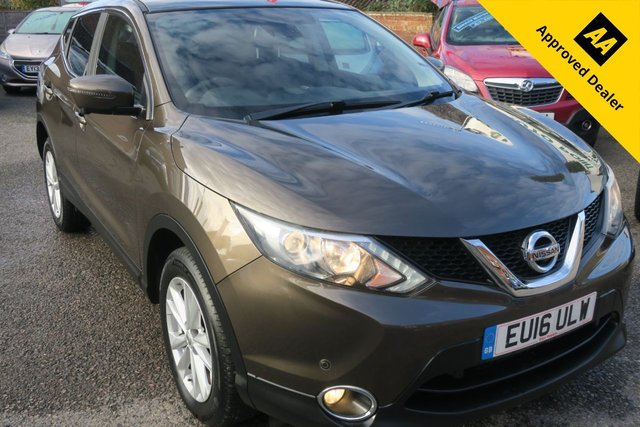 View our NISSAN QASHQAI