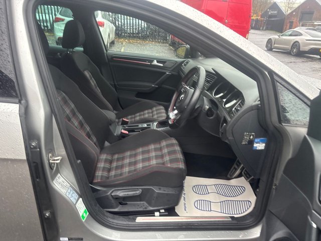 2016 VOLKSWAGEN GOLF 2016 2.0 TSI GTI TCR HATCHBACK 5DR PETROL DSG EURO 6 (S/S) (290 PS) - Photo 9