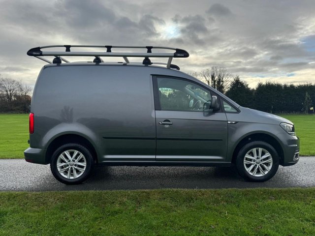 2018 Volkswagen Caddy 2L Highline 5dr - Photo 2