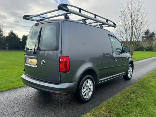 2018 Volkswagen Caddy 2L Highline 5dr - Photo 4