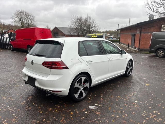 2015 VOLKSWAGEN GOLF 2015 GTI - Photo 5