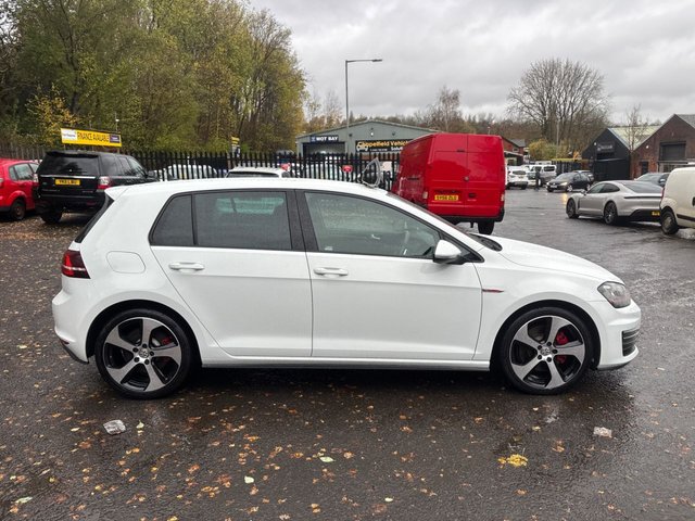 2015 VOLKSWAGEN GOLF 2015 GTI - Photo 6